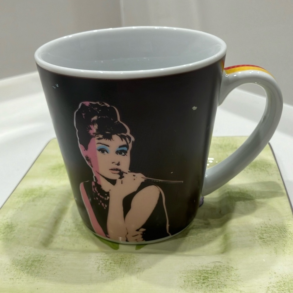 The Reonardo Collection Rare Porcelain Audrey Hepburn Mug